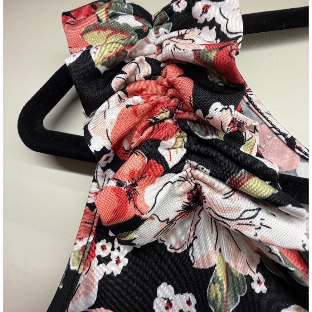 Perception Concept Floral Ruffle Shoulder V-Neck Tank Top Black Coral Large - Picture 2 of 8